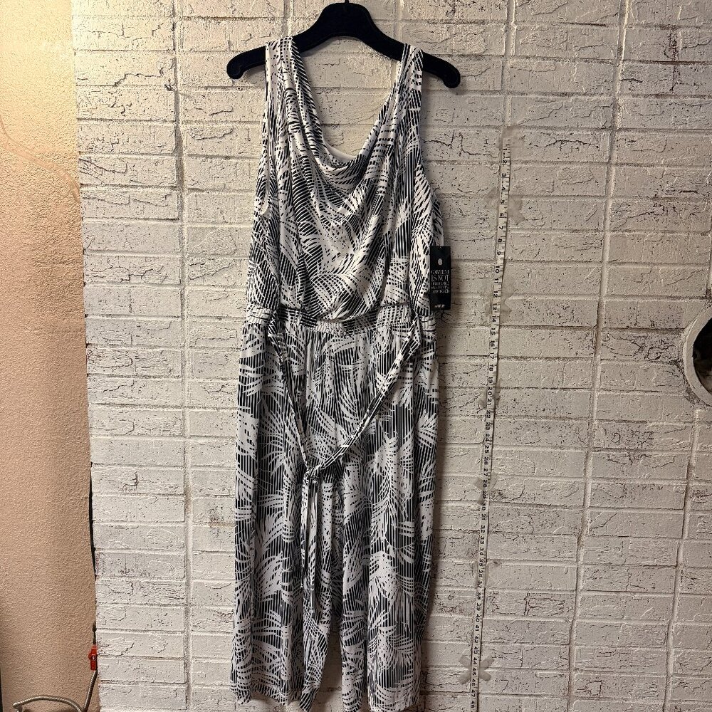 Emma & Michele 3X Black & White Abstract Palm Print Sleeveless Jumpsuit NWT